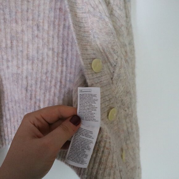 & Other Stories Alpaca Wool Cropped Cardigan Sweater Womens XS Oatmeal Cableknit - Picture 6 of 7